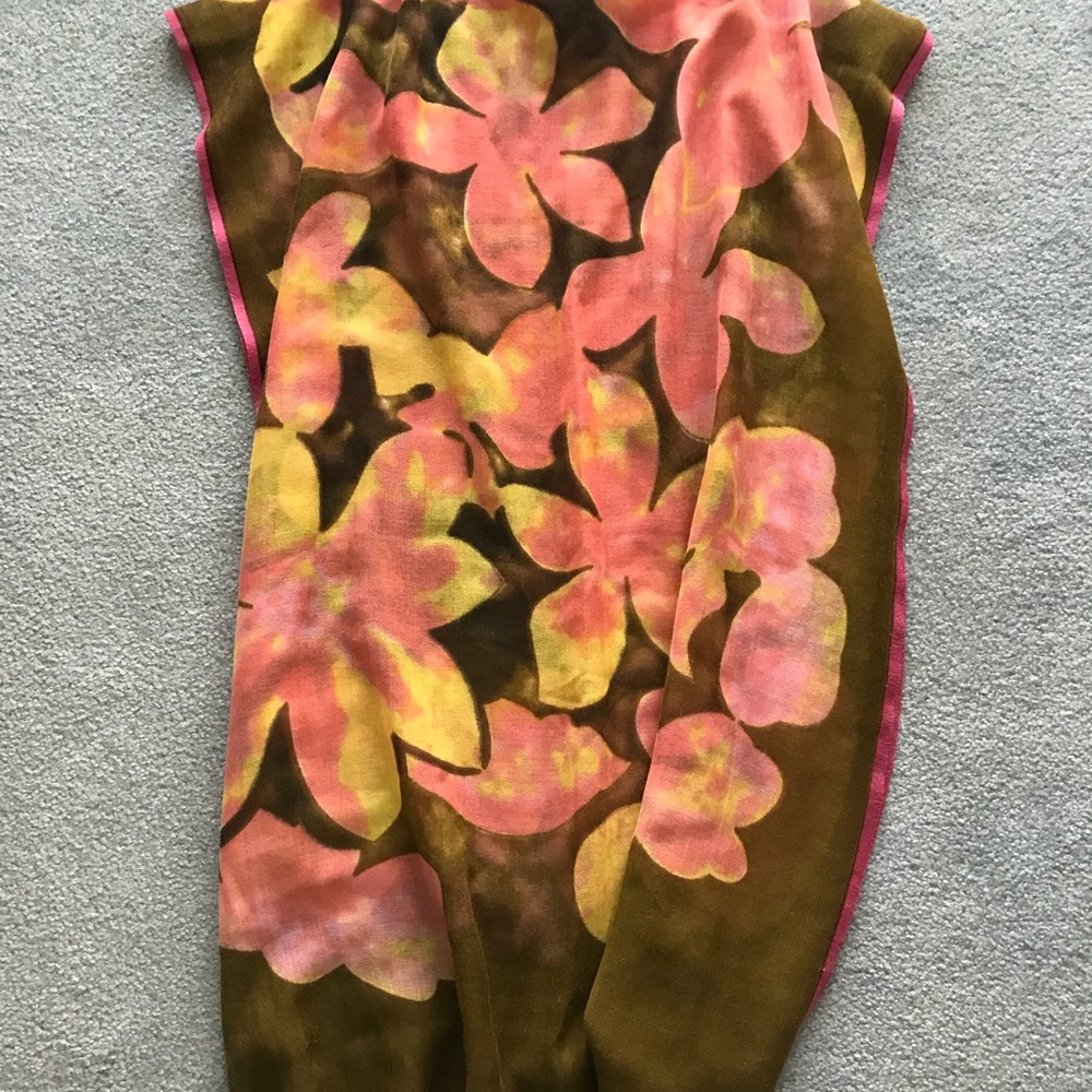 Bold Beautiful Scarf/Shawl